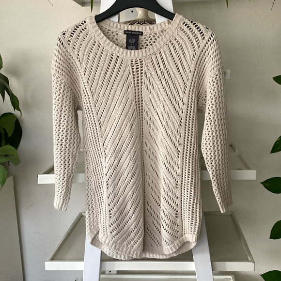 Chelsea & Theodore Sweaters - Chelsea & Theodore knit sweater L